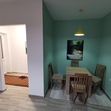 סקופיה Crown Apartments מראה חיצוני תמונה