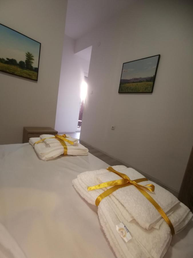 סקופיה Crown Apartments מראה חיצוני תמונה