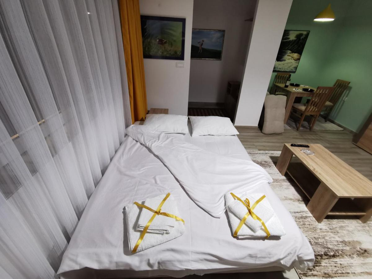 סקופיה Crown Apartments מראה חיצוני תמונה