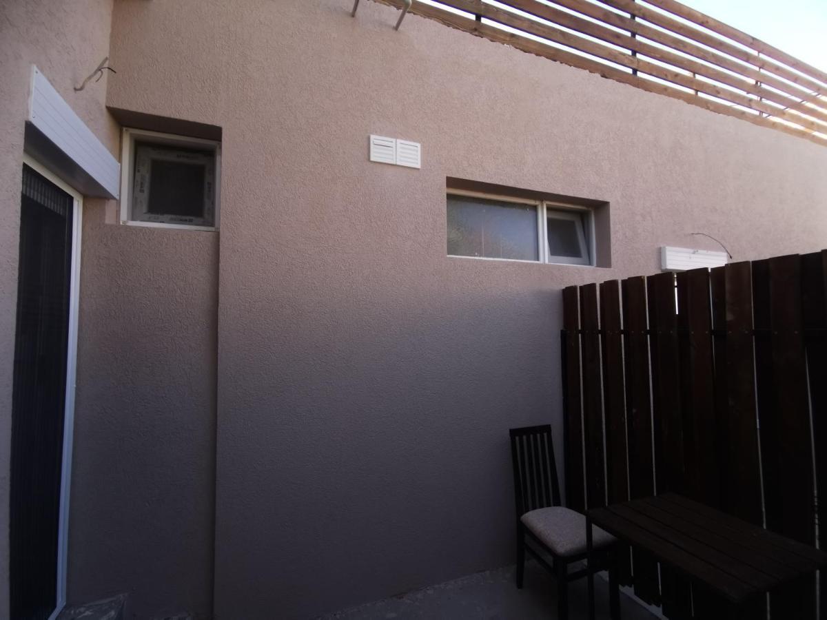 סקופיה Crown Apartments מראה חיצוני תמונה