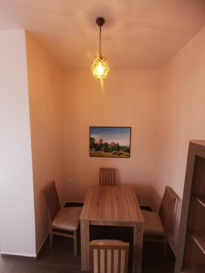 סקופיה Crown Apartments מראה חיצוני תמונה