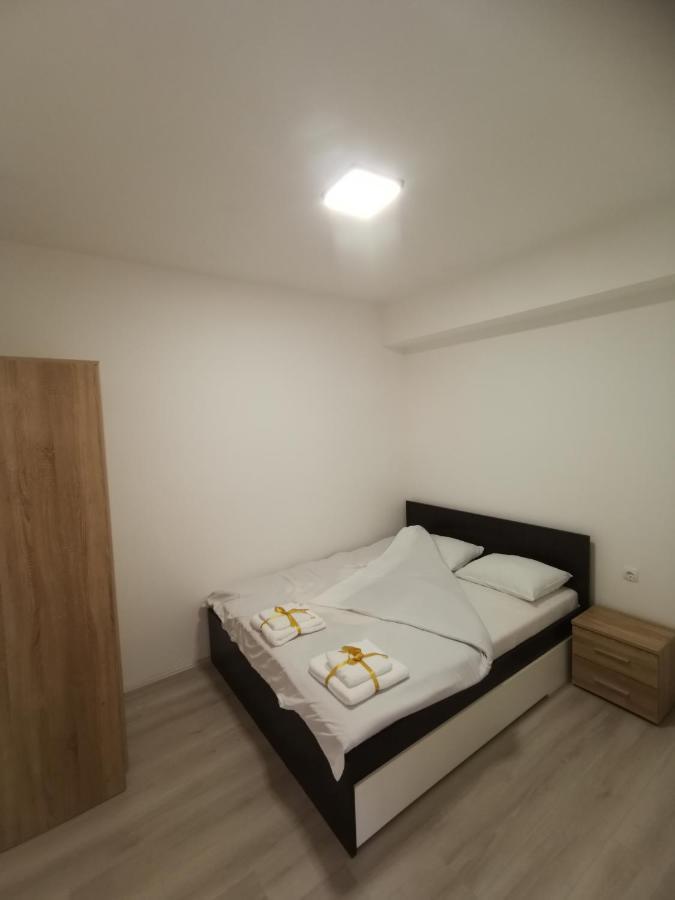 סקופיה Crown Apartments מראה חיצוני תמונה