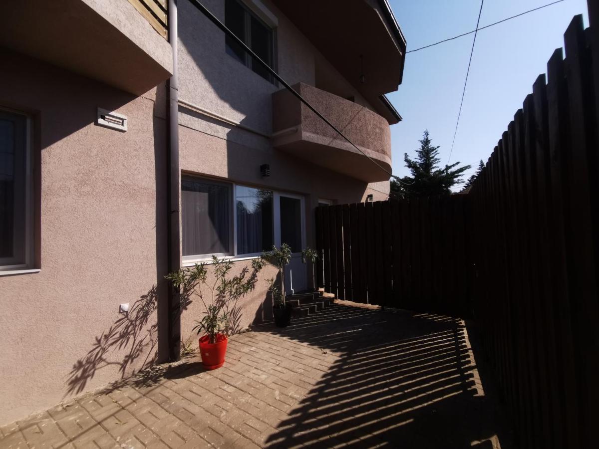 סקופיה Crown Apartments מראה חיצוני תמונה