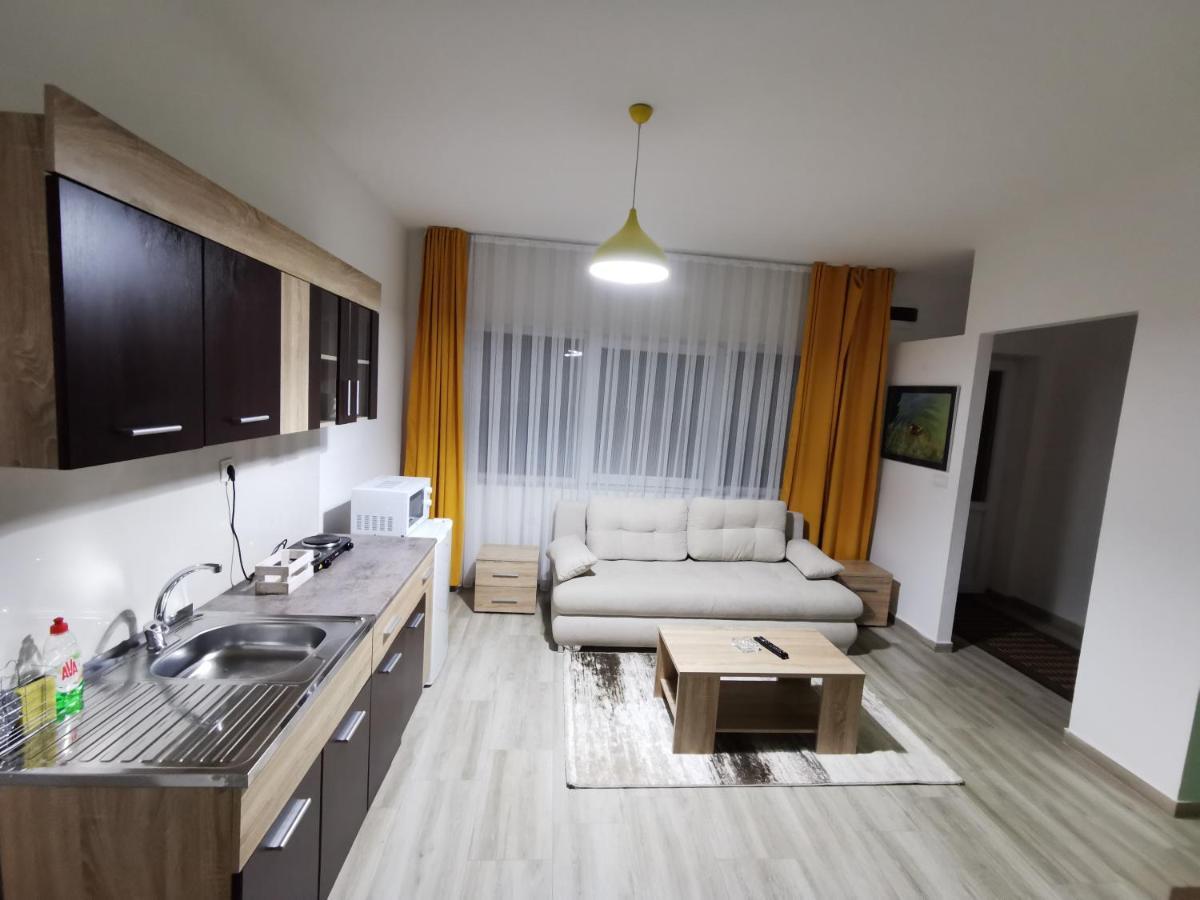 סקופיה Crown Apartments מראה חיצוני תמונה